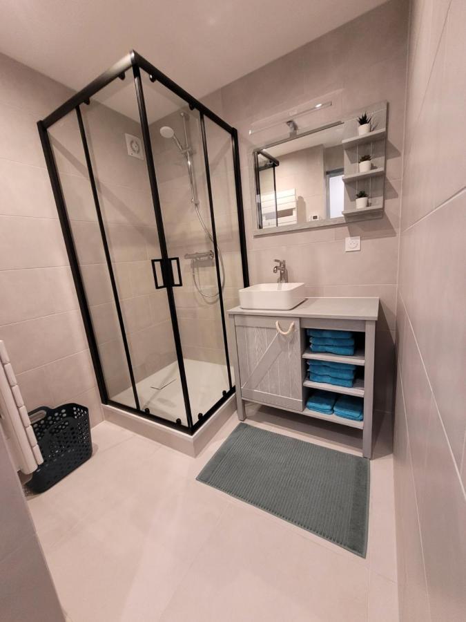 Il Vialetto, Appartement Capri, Spacieux, Tout Confort, Au Calme Jeumont Exteriér fotografie