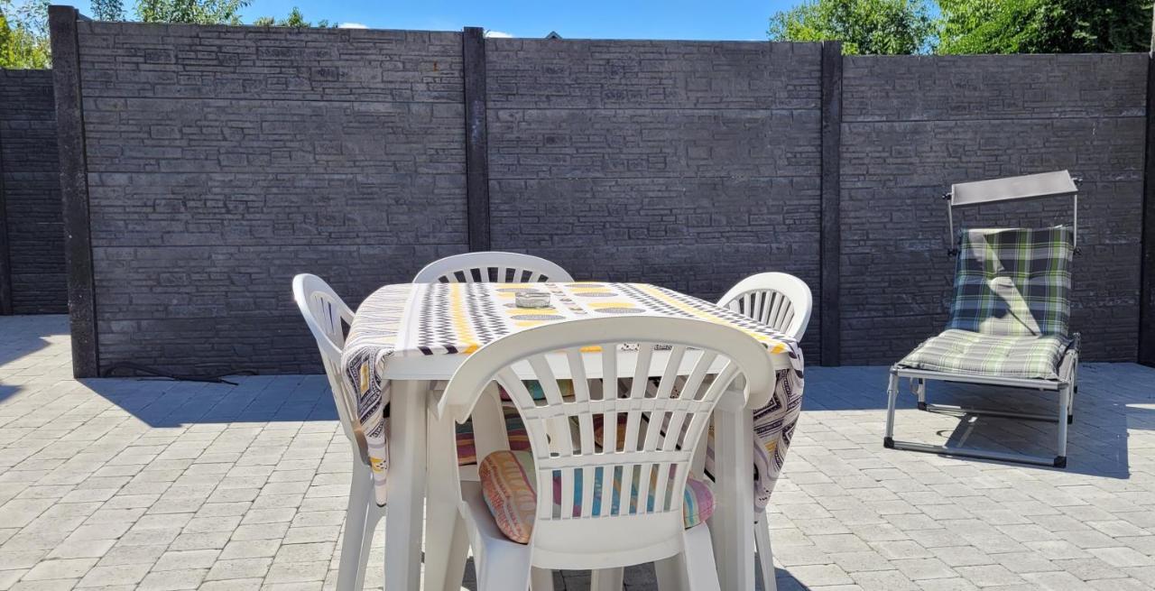 Il Vialetto, Appartement Capri, Spacieux, Tout Confort, Au Calme Jeumont Exteriér fotografie